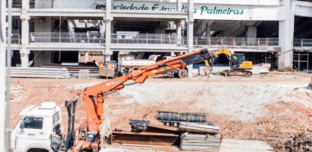 Obras na Arena Palestra foram reiniciadas na manhã desta quinta-feira - Leonardo Soares/UOL