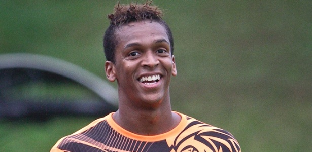 Jô espera dificuldade extra para o Atlético-MG por causa do gramado em Tombos  - Bruno Cantini/site oficial do Atlético-MG