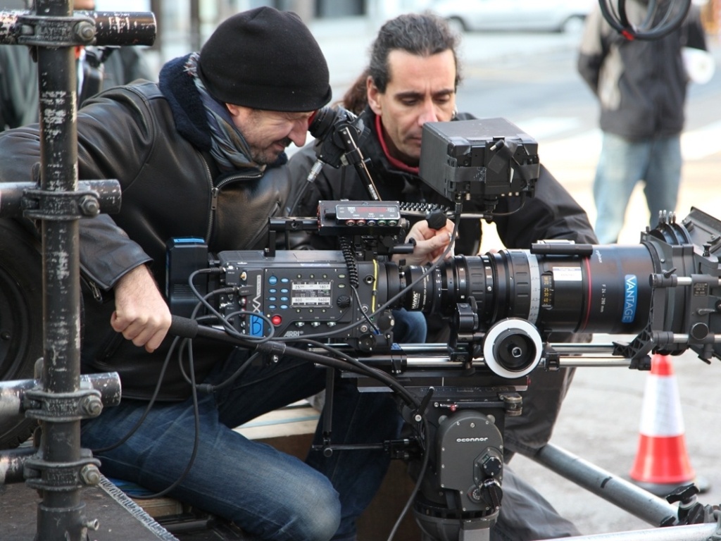 17.abr.2013 - O diretor francês Antoine Bardou-Jacquet comandou a gravação de uma nova campanha publicitária brasileira com os principais personagens do desenho "Corrida Maluca", animação da Hanna-Barbera - Divulgação/Y&R