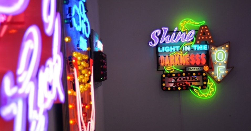 "Eu procurei o céu e cheguei ao inferno", diz a obra que integra a mostra em Londres - BBC