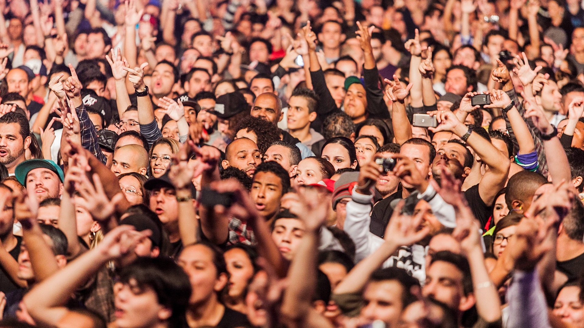 19.abr.2013 - Raimundos se apresenta no Show do Reencontro da UOL 89FM no Espaço das Américas, em São Paulo - Leonardo Soares/UOL