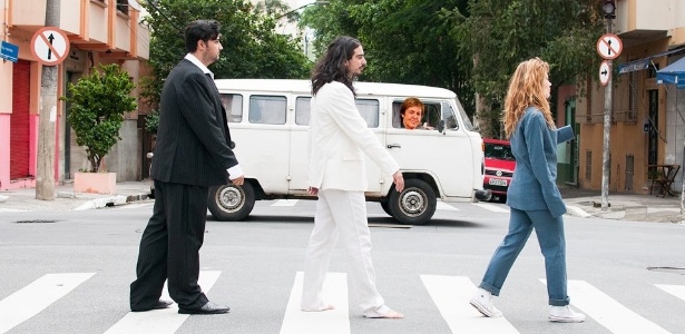 Rodrigo Gorky, Pedro D"Eyrot e Laura Taylor transformam "Get Back" em funk e Abbey Road em uma rua de São Paulo - Reprodução/Facebook