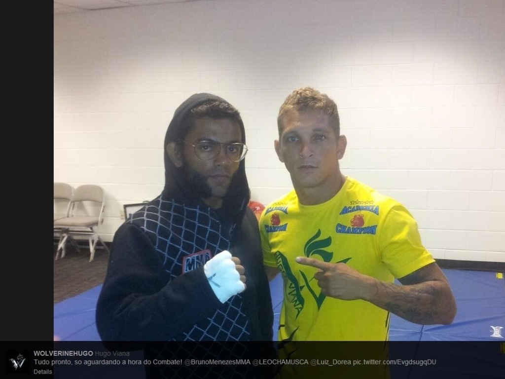 20.abr.2013 - Wolverine posa para foto antes de sua luta no UFC on Fox 7 - Reprodução/Twitter