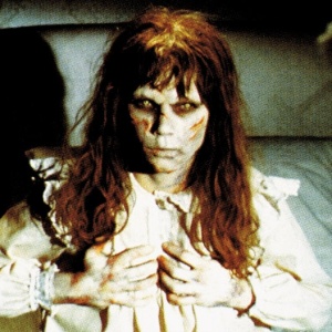 A atriz Linda Blair durante as filmagens do filme "O Exorcista", na década de 70 - Reprodução
