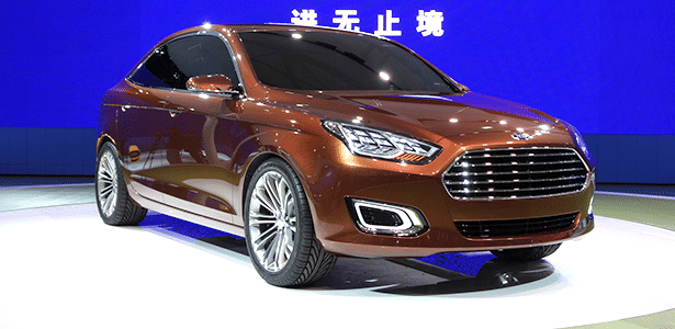 Ford Escort conceitual, sedã que ressuscita nome de carro global da marca, é conceito em Xangai - Divulgação