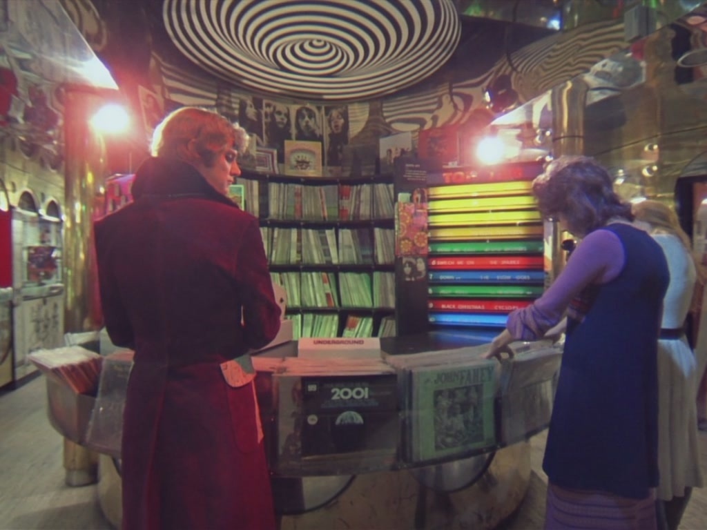 Cena de "Laranja Mecânica" (1971) - Foto: Reprodução/Texto: Tiago Dias