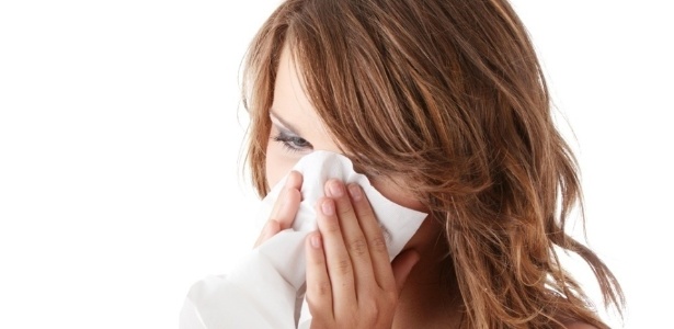 A consequência do chamado tempo seco para a saúde vai desde ardência e irritação nos olhos e garganta, tosse seca ou ?cheia? e boca seca podendo evoluir para uma asma - Shutterstock