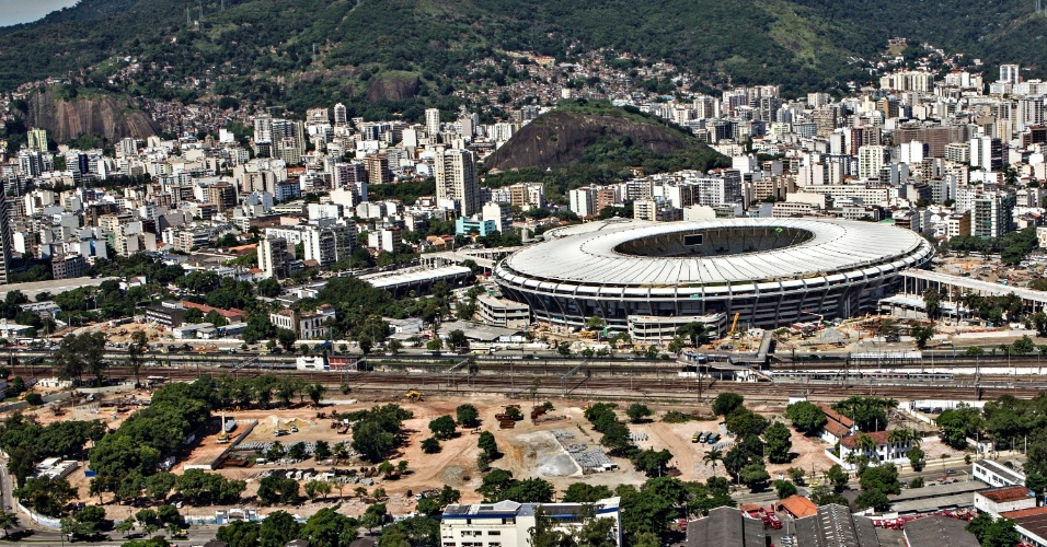 12.abr.2013 - Área próxima ao Maracanã será revitalizada para a Copa do Mundo de 2014
