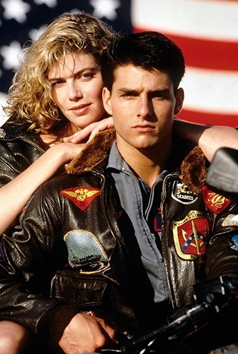 A jaqueta aviador fez sucesso com Tom Cruise em "Top Gun" e "Ases Indomáveis" (1986) - Divulgação