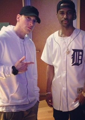 Eminem e Big Sean tiram fotos juntos em estúdio - Reprodução/Instagram 