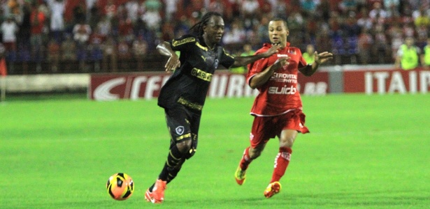 Andrezinho marcou o segundo gol do Botafogo e aliviou equipe na Copa do Brasil - Ailton Cruz/VIPCOMM