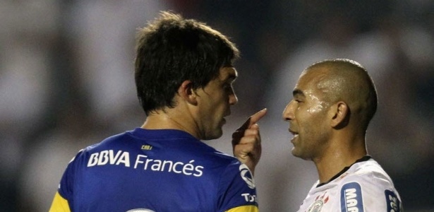 Na Libertadores em que virou herói, Sheik também fez das suas contra argentino - Nacho Doce/Reuters