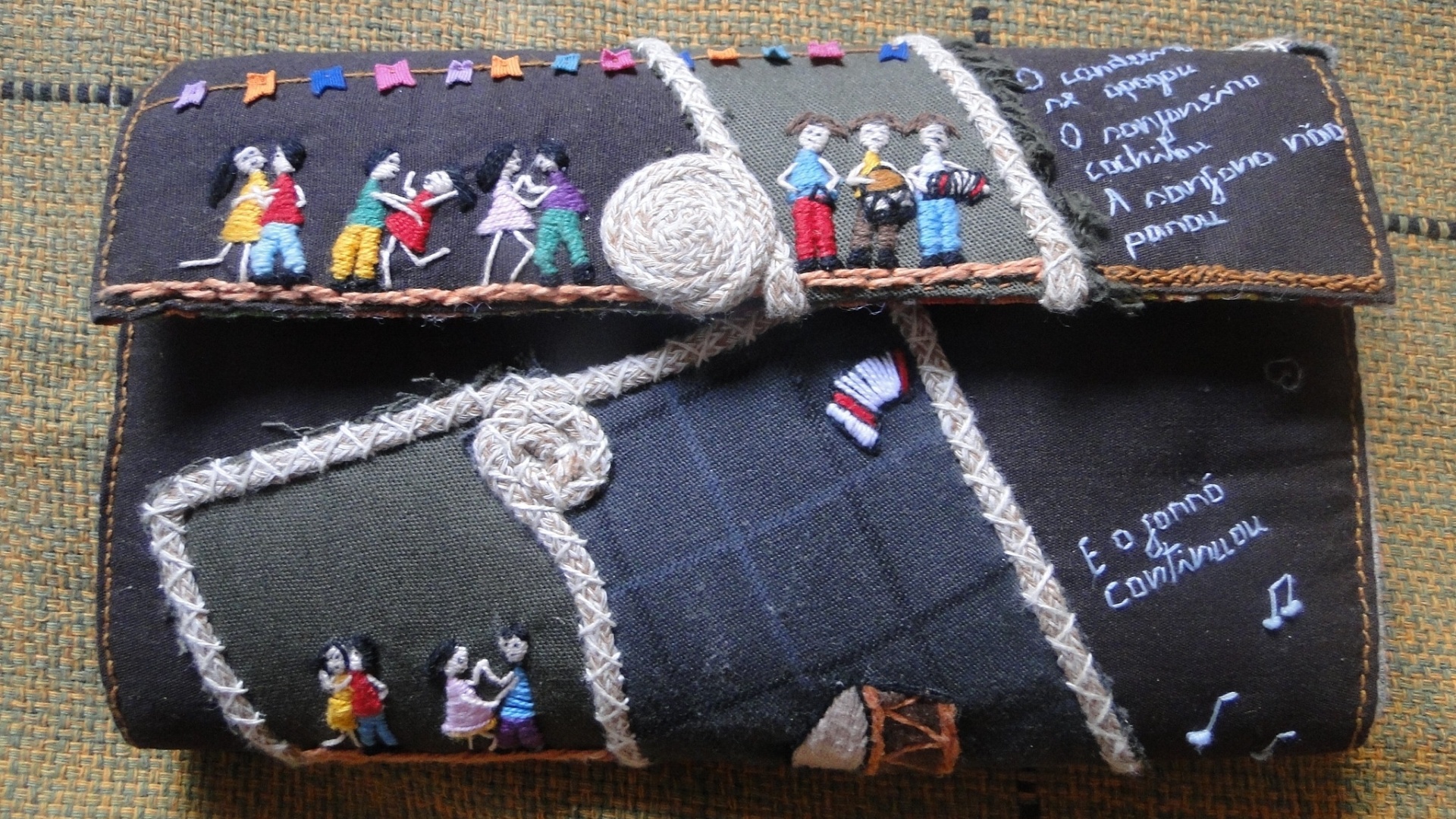 Artesãos de Fortaleza (CE) se preparam para vender mais na Copa das Confederações - Divulgação