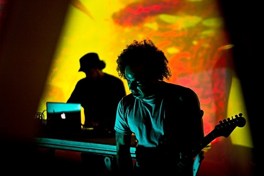 Além de Pitty, Peu Sousa também tocou com Carlinhos Brown, Nove Mil Anjos e as bandas Tremüla e Medula - Reprodução/Facebook