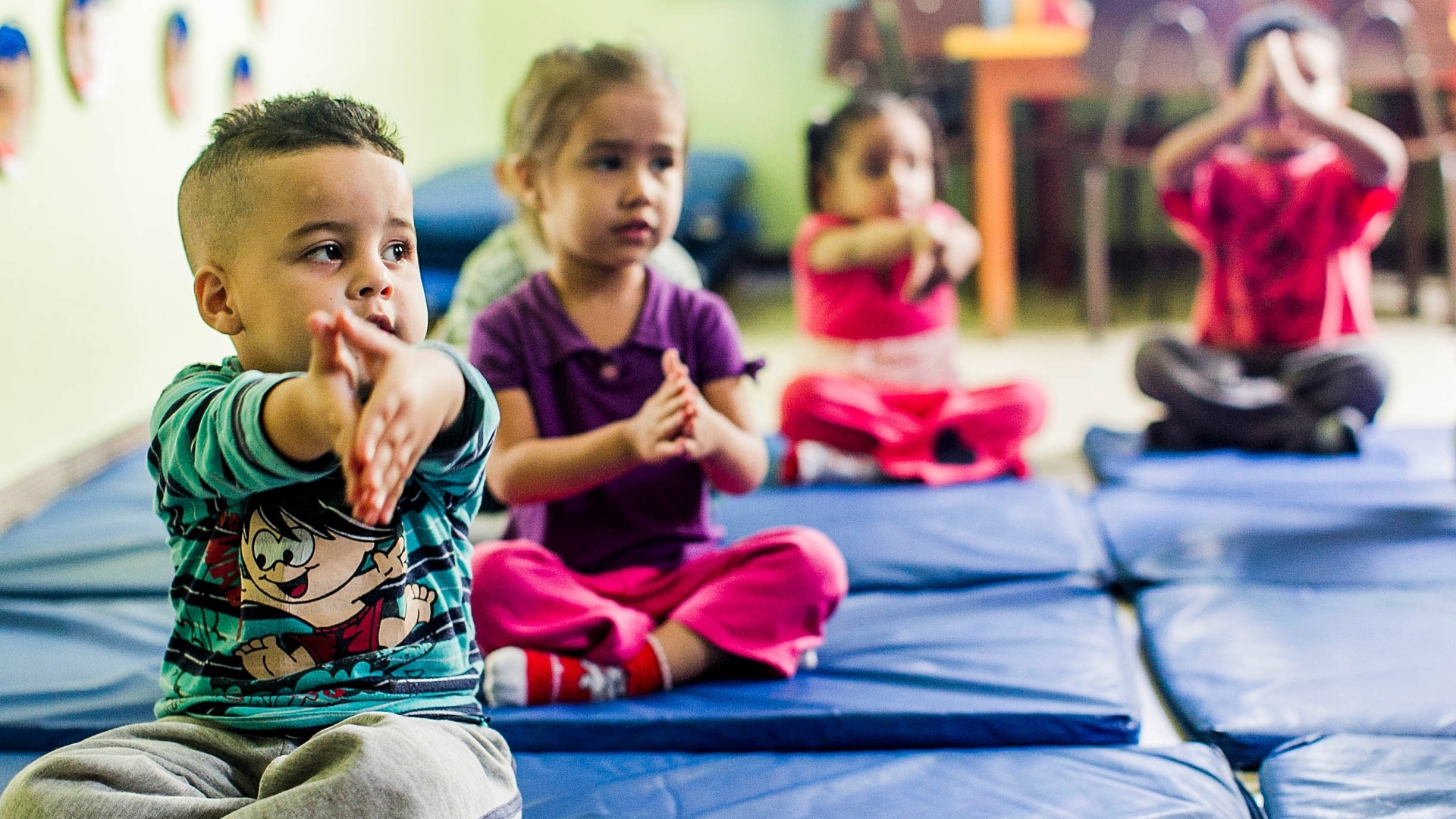 CEI Lar de Crianças Ananda Marga tem aula de yoga na zona norte de SP - Leonardo Soares/UOL