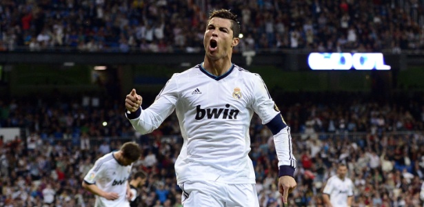 C. Ronaldo se prepara para final da Copa do Rei contra o Atlético de Madri - AFP PHOTO/ JAVIER SORIANO