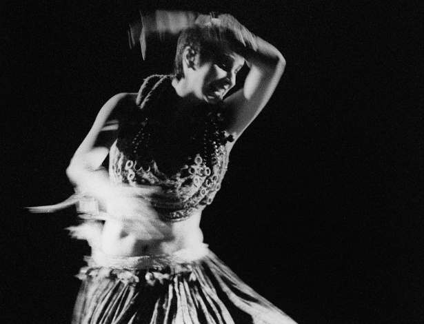 Cena do documentário "Elena", de Petra Costa. A diretora brasileira remonta sua própria história com a irmã, a atriz Elena Andrade, que morreu em 1990 após tentar carreira nos Estados Unidos. Com uma narração em tom de carta para a irmã, Petra traz sua própria versão e a da mãe para relembrar a jovem, que tinha apenas 20 anos ao morrer em Nova York. O longa foi o vencedor do principal prêmio de sua categoria no Festival de Brasília de 2012. Estreia prevista no circuito nacional em 10 de maio - Divulgação / Espaço Filmes