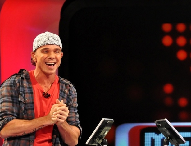 Netinho durante gravação do programa "Mega Sena", da Rede TV!, em 2011