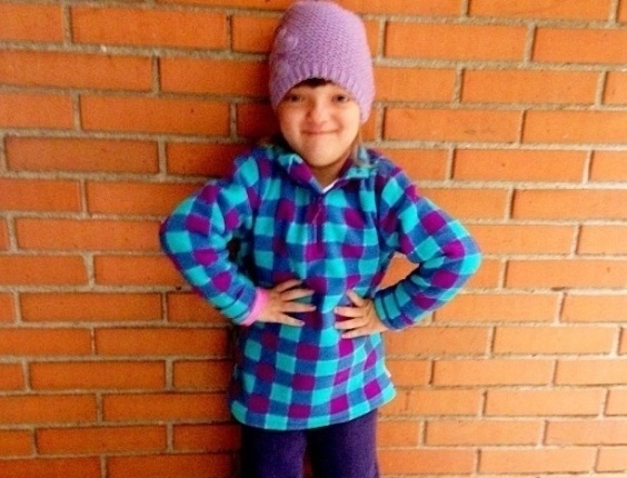 6.mai.2013 - Ticiane Pinheiro mostrou uma foto de Rafaella agasalhada para ir para a escola