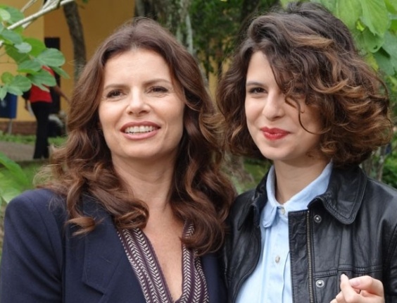 Débora Bloch  e a filha Júlia