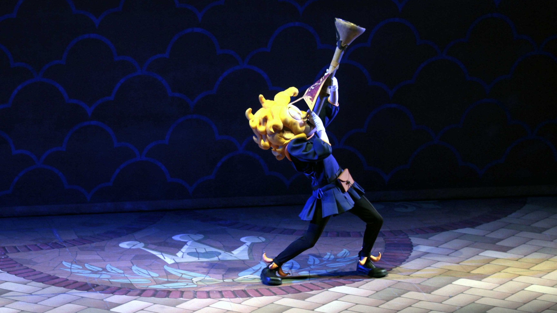 9.mai.2013 - Imagens da estréia VIP do espetáculo "Mônica e Cebolinha no Mundo de Romeu e Julieta", no Teatro GEO, em São Paulo - Paduardo/AgNews