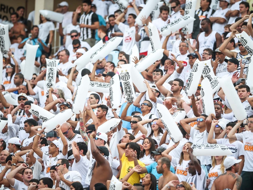 Torcida do Santos faz a festa no clássico contra o Corinthians pela final do Campeonato Paulista - Leandro Moraes/UOL Esporte