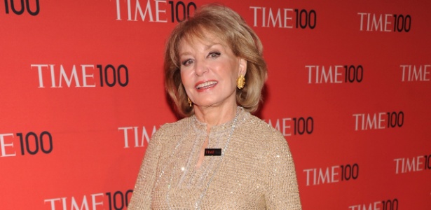 Barbara Walters posa na festa dos 100 mais influentes da revista "Time" de 2013, em Nova York