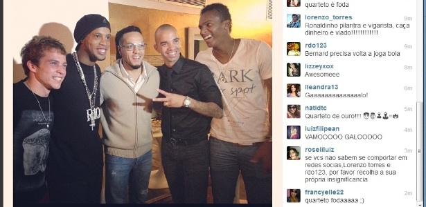 Diego Tardelli posta foto no Instagram ao lado de Bernard, Ronaldinho, Belo e Jô - Reprodução/Instagram