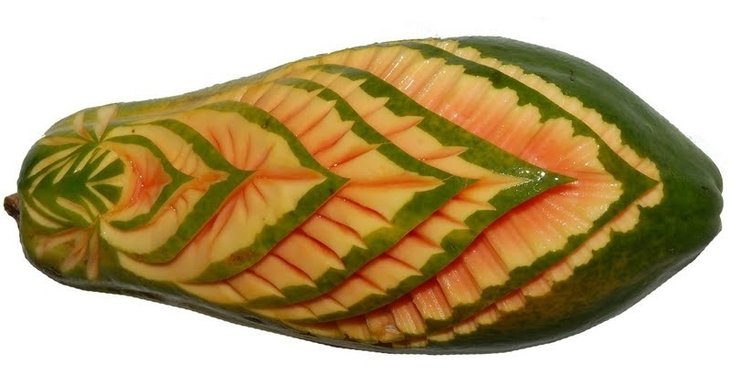Imagem para matéria do Casamentoclick de frutas esculpidas para a decoração do casamento - Thinkstock
