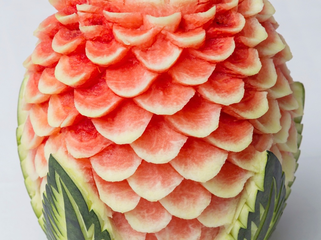 Imagem para matéria do Casamentoclick de frutas esculpidas para a decoração do casamento - Thinkstock