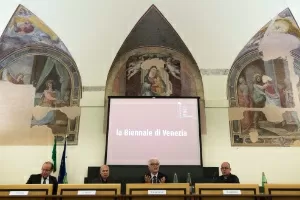 Diretores da Bienal de Veneza divulgam calendário do evento em Roma - Domenico Stinellis/AP