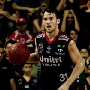 Robert Day, jogador de basquete, que vai participar do especial de fim de ano da Record