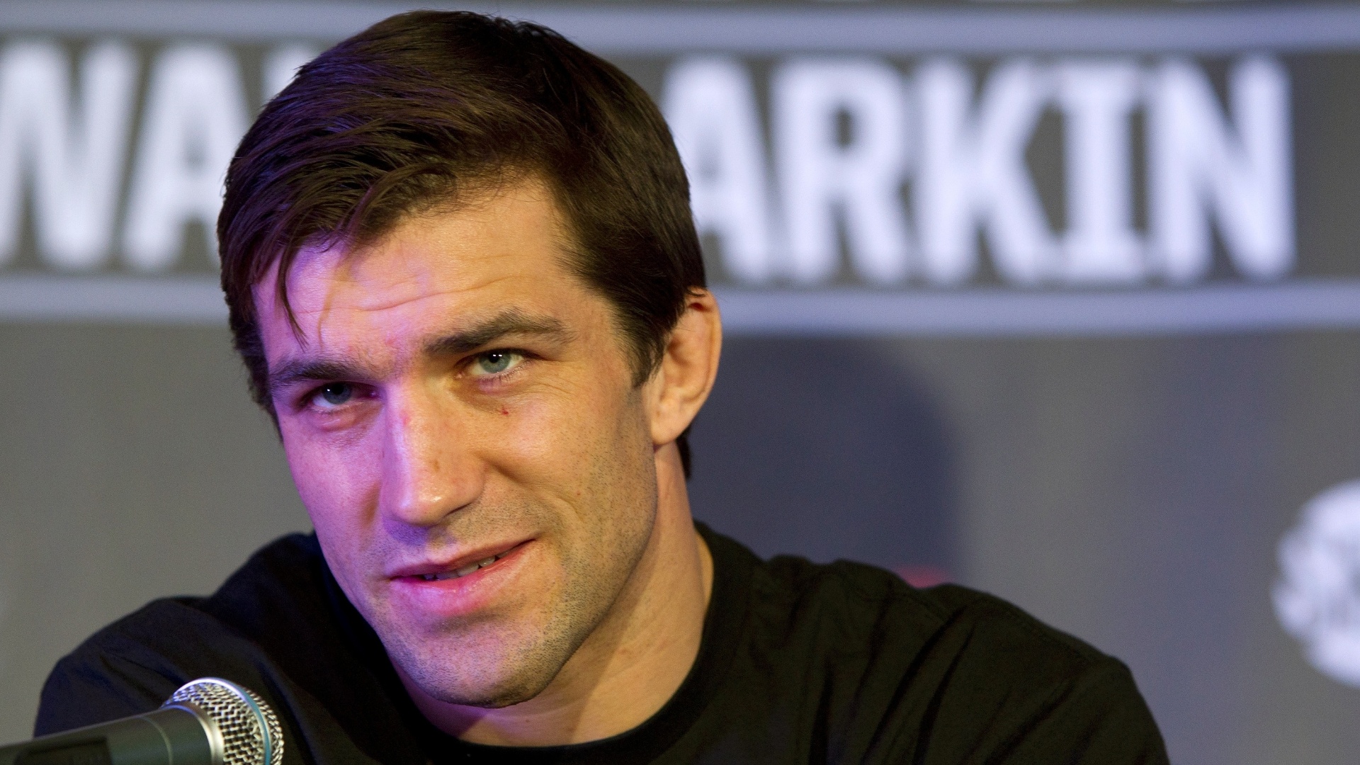 Rockhold participa de coletiva após ser campeão dos médios no Strikeforce - Esther Lin/Forza LLC/Zuffa LLC via Getty Images