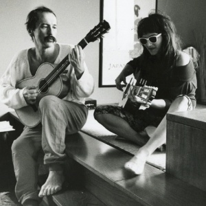 13.set.1988 - Paulo Leminski e a cantora Fortuna ensaiam para show que fariam no extinto Dama Xoc, em São Paulo - Mônica Vendramini/Folhapress