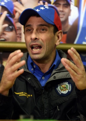 Em 15 de maio de 2013, Capriles, líder da oposição Venezuela, contestava a vitória do presidente eleito Nicolás Maduro. A oposição recorre em instâncias internacionais do resultado, alegando fraude nas eleições - Juan Barreto