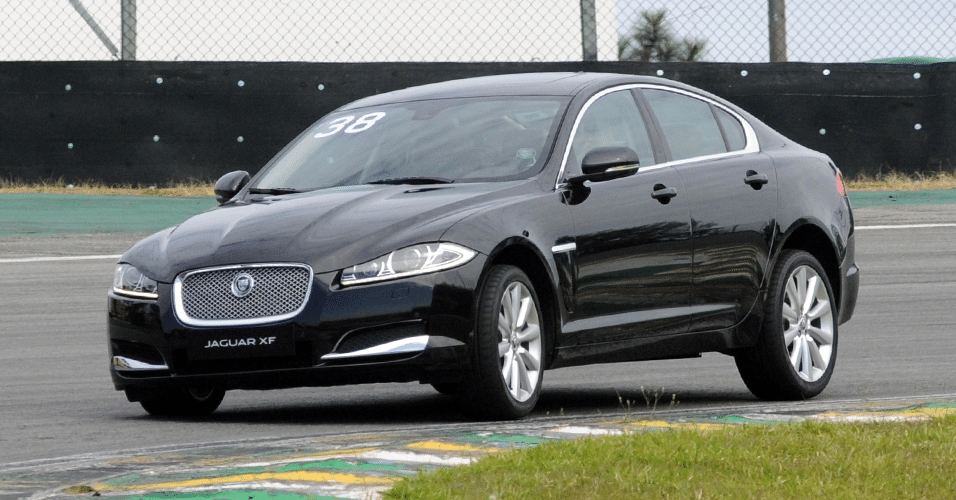 Jaguar XF - Murilo Góes/UOL