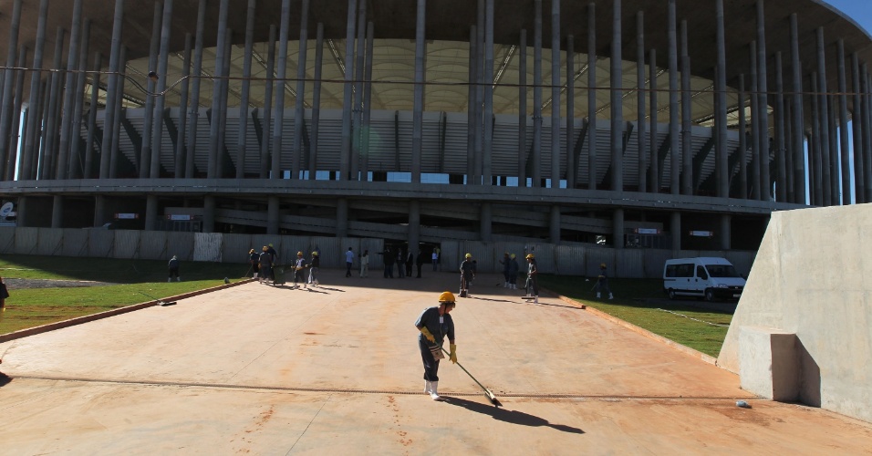 18.mai.2013 - Estádio receberá partida entre Santos e Flamengo pela 1ª rodada do Brasileirão