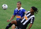 Cuca agradece Ronaldinho por "engrandecer" time e confia na volta dele à seleção - Marcus Desimoni/UOL