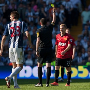 Meio campista Scholes também disputou seu jogo de despedida - Jon Super/AP Photo