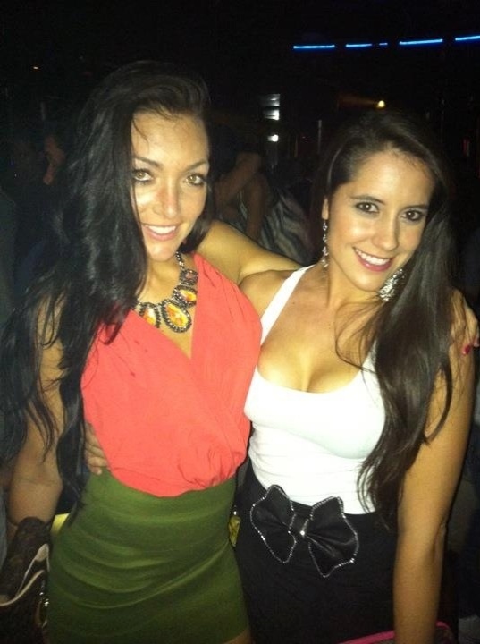 Cheerleader Tiffany Pearl vira empresária da moda e faz parceria com NBA - Reprodução/Facebook