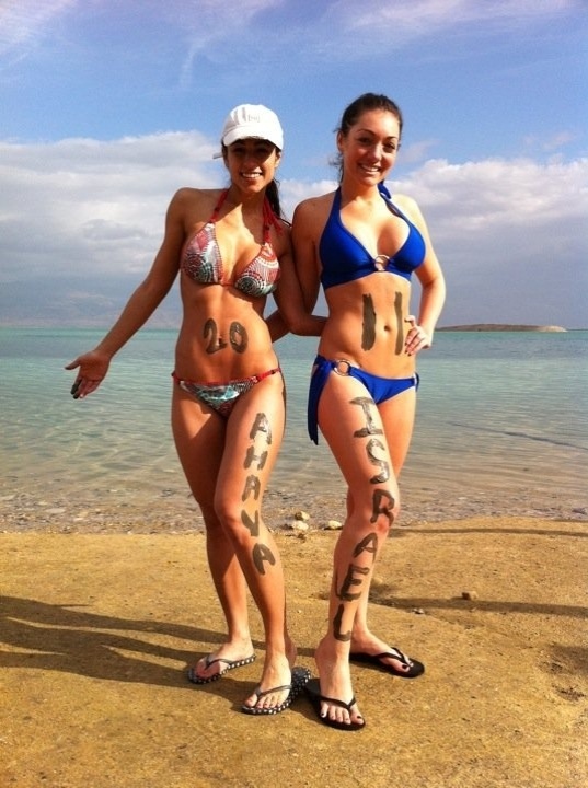 Cheerleader Tiffany Pearl vira empresária da moda e faz parceria com NBA - Reprodução/Facebook