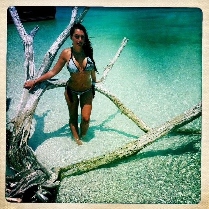 Cheerleader Tiffany Pearl vira empresária da moda e faz parceria com NBA - Reprodução/Facebook