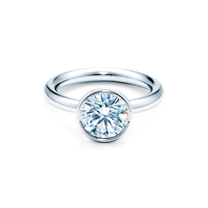 Imagem representativa, que não se refere ao anel da disputa; modelo acima é vendido pela Tiffany & Co.  - Divulgação/Tiffany & Co.