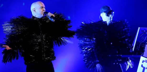 22.mai.2013 - O Pet Shop Boys se apresenta no Credicard Hall, em São Paulo. A dupla inglesa formada por Neil Tennant e Chris Lowe trazem ao Brasil show de sua nova turnê, "Electric" - Flávio Florido/UOL