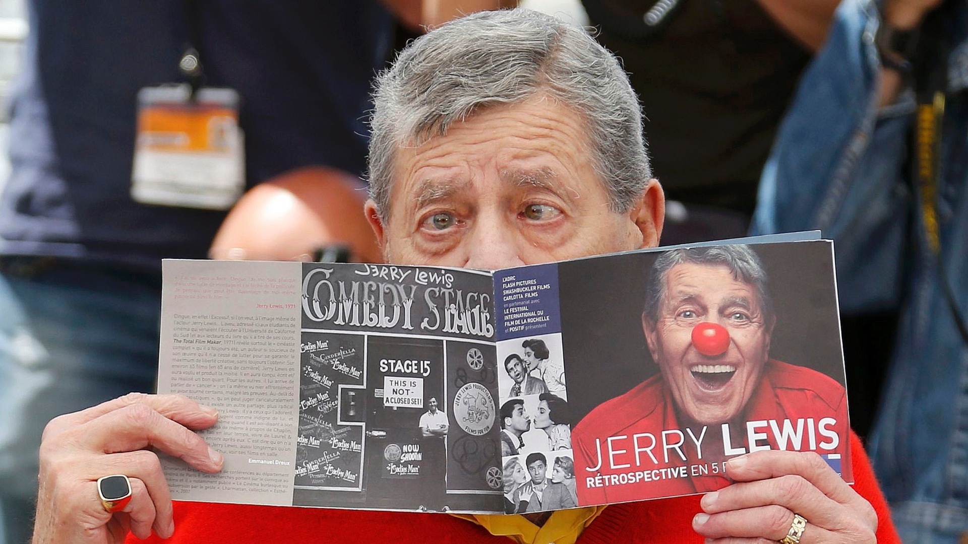 23.mai.2013 - Jerry Lewis faz graça ao divulgar o filme "Max Rose" no Festival de Cannes. O filme, que conta a história de um pianista que acaba de ficar viúvo marca a volta do ator e comediante ao cinema, aos 86 anos - Regis Duvignau/Reuters