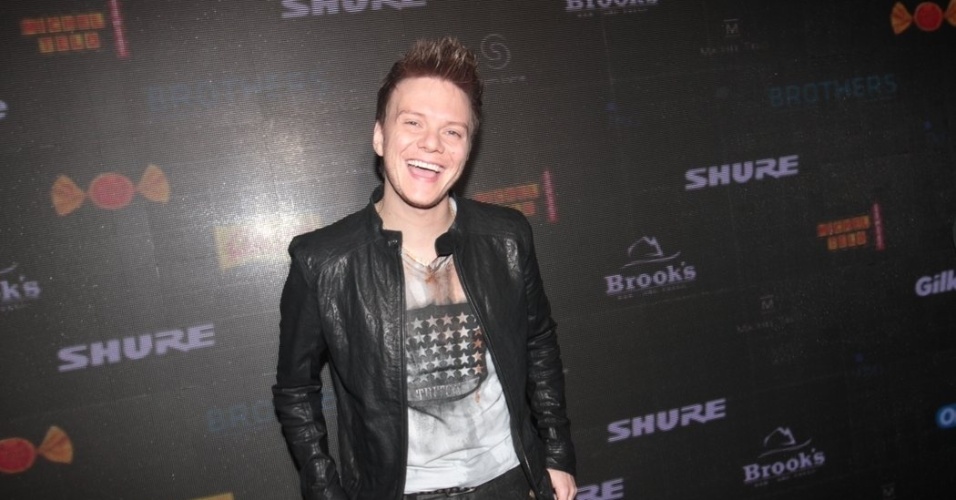 23.mai.2013 - Michel Teló antes de seu show em casa noturna de São Paulo - Léo Franco/AgNews