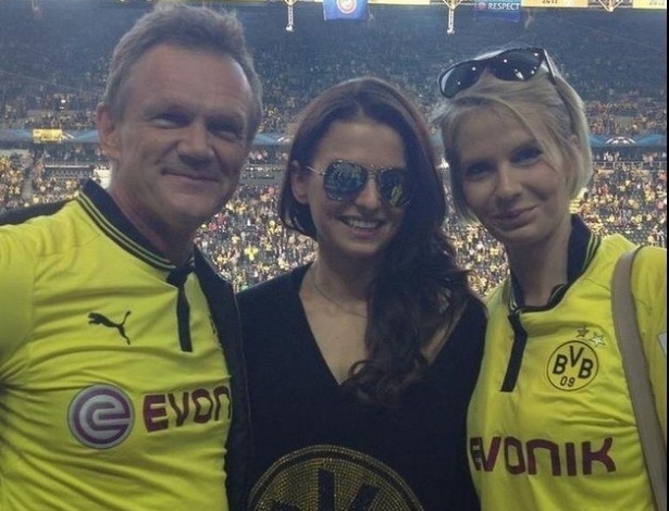 Anna Stachurska é noiva do artilheiro Robert Lewandowski  - Reprodução/Twitter