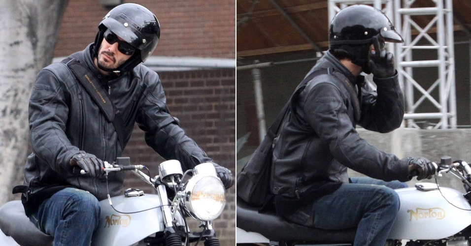 20.out.2010 - O ator Keanu Reeves é fotografado andando de moto pelas ruas de West Hollywood. Incomodado com a presença do paparazzo, Keanu mostra o dedo do meio para a câmera