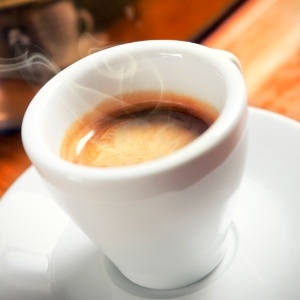 Blends exclusivos e cafés de lotes especiais são servidos em restaurantes ao preço médio de R$ 5 - Thinkstock