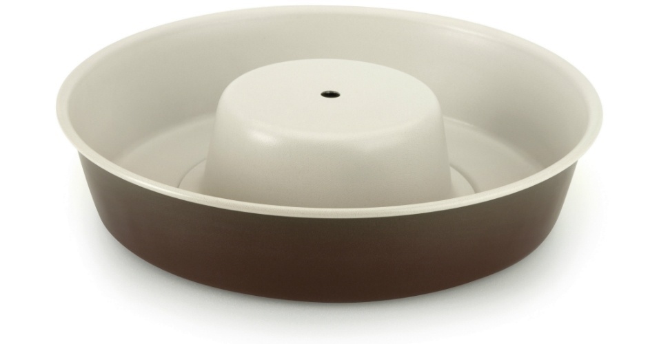 forma para bolo com cone removível da multiflon - Divulgação